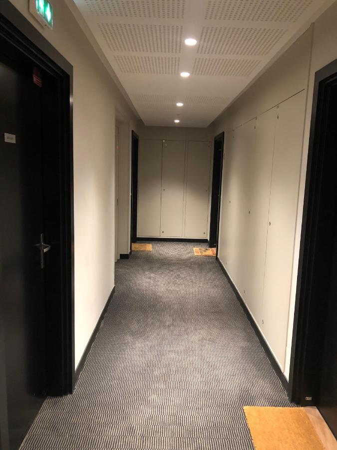 Grande Chambre 14 M2 Avec Salle De Bain Privative A Nanterre Prefecture Proche La Defense Arena Campus Sncf Et Paris מראה חיצוני תמונה