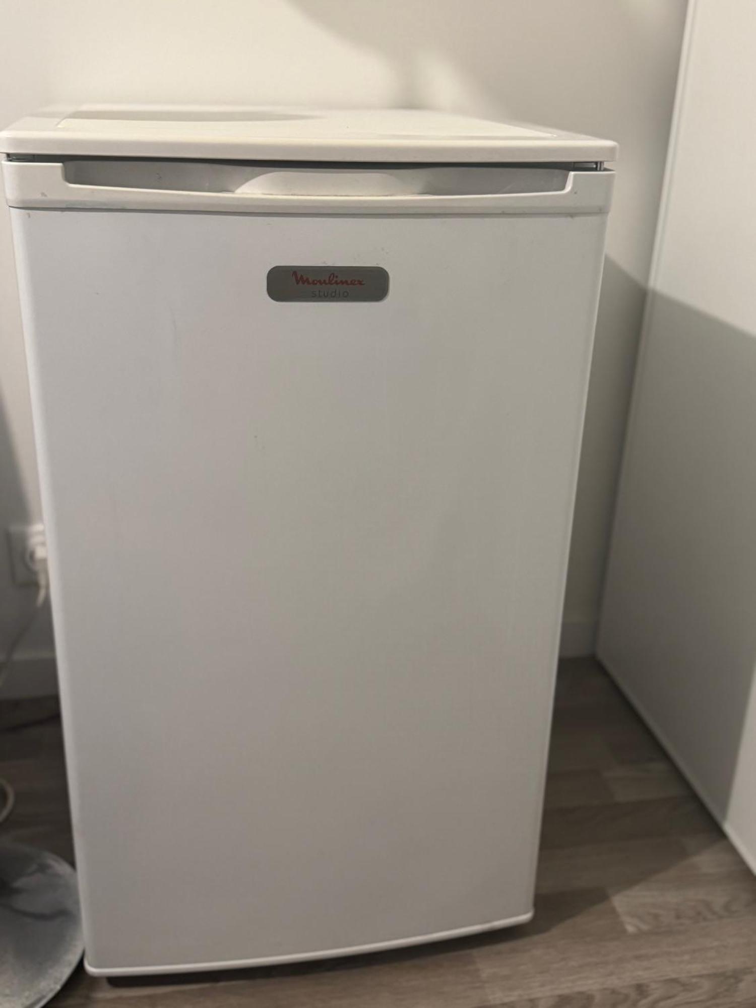 Grande Chambre 14 M2 Avec Salle De Bain Privative A Nanterre Prefecture Proche La Defense Arena Campus Sncf Et Paris מראה חיצוני תמונה